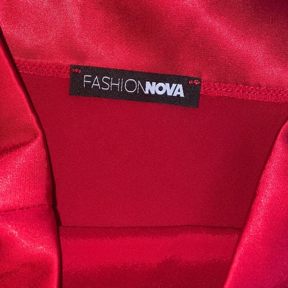 Fashion Nova Red Lace Skirt Set - Picture 7 of 7